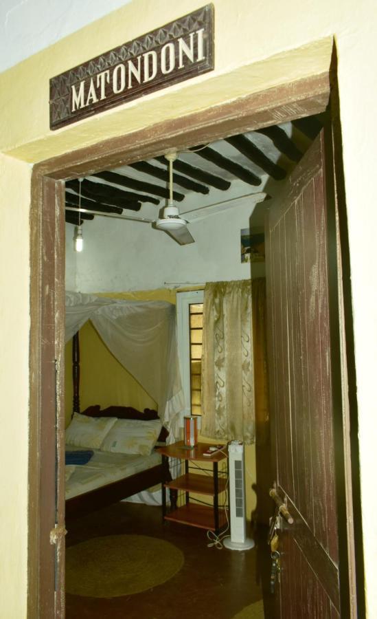 Jambohouse Lamu Bed & Breakfast Exterior foto