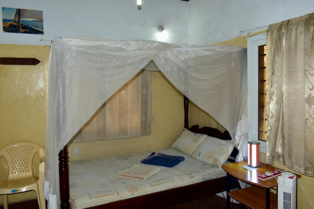 Jambohouse Lamu Bed & Breakfast Exterior foto