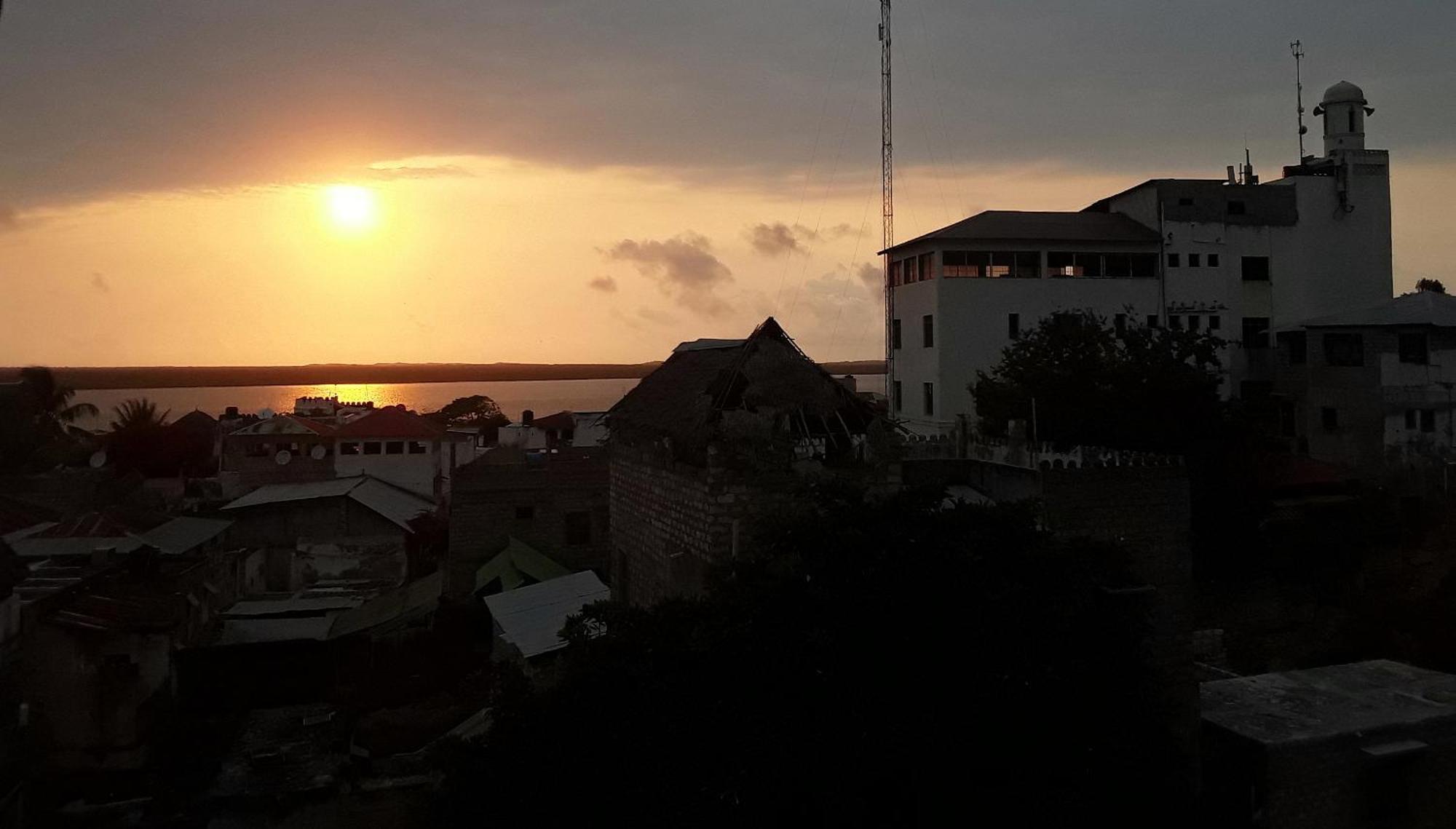 Jambohouse Lamu Bed & Breakfast Exterior foto