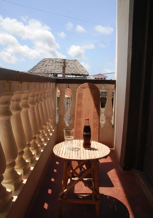 Jambohouse Lamu Bed & Breakfast Exterior foto