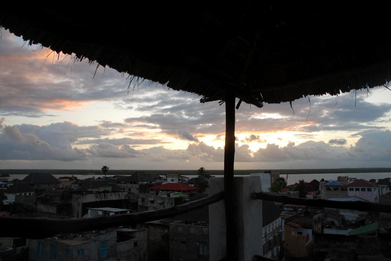 Jambohouse Lamu Bed & Breakfast Exterior foto