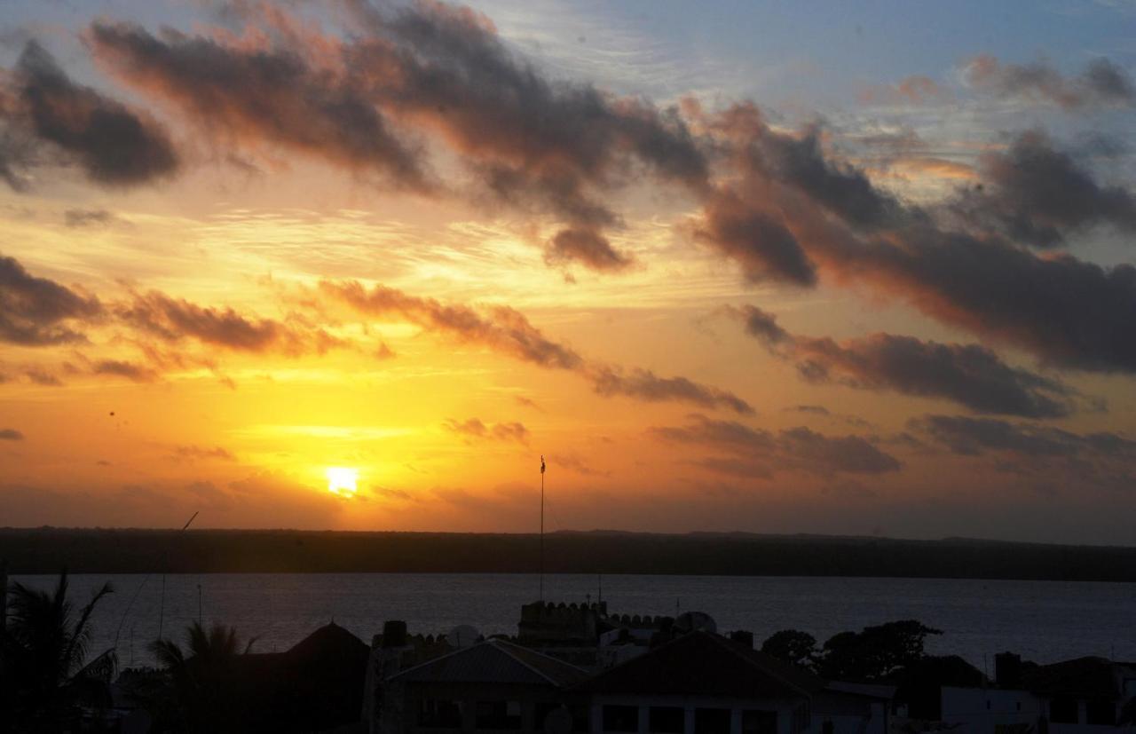 Jambohouse Lamu Bed & Breakfast Exterior foto